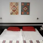 Meteor Family Hotel 3*