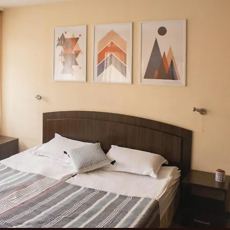 Hotel Meteor Family
